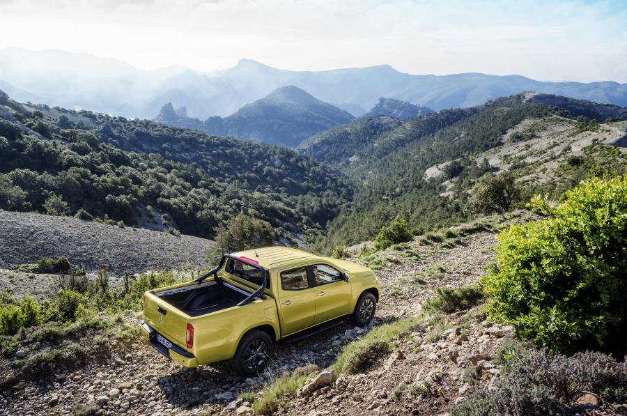  Mercedes-Benz X-Class Progressive (Br.470) 2017 года  (WW) (фото 21 из 48)